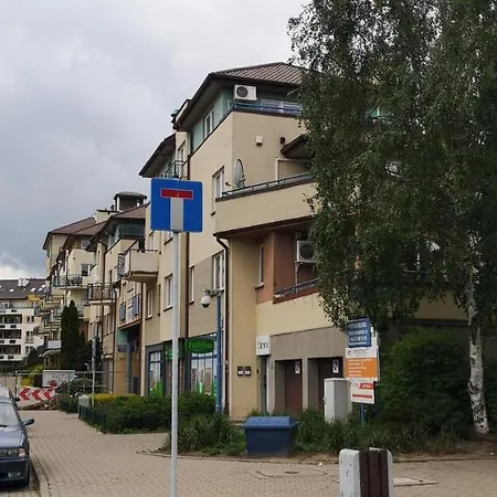 Classic Apartament Metro Kabaty Warsaw Exterior photo