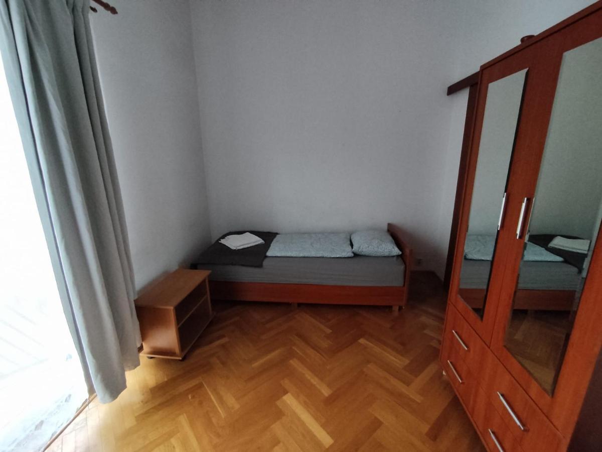 Classic Metro Kabaty Apartamento *