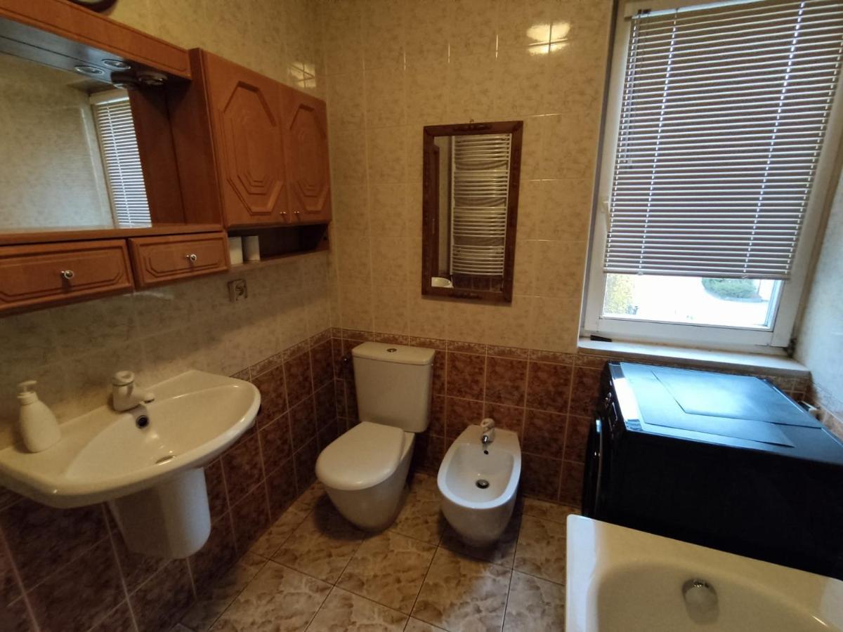 Classic Metro Kabaty Apartamento Varsovia